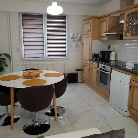 Aog Prestige Privat Jacuzzi Sauna Parking Free Apartamento